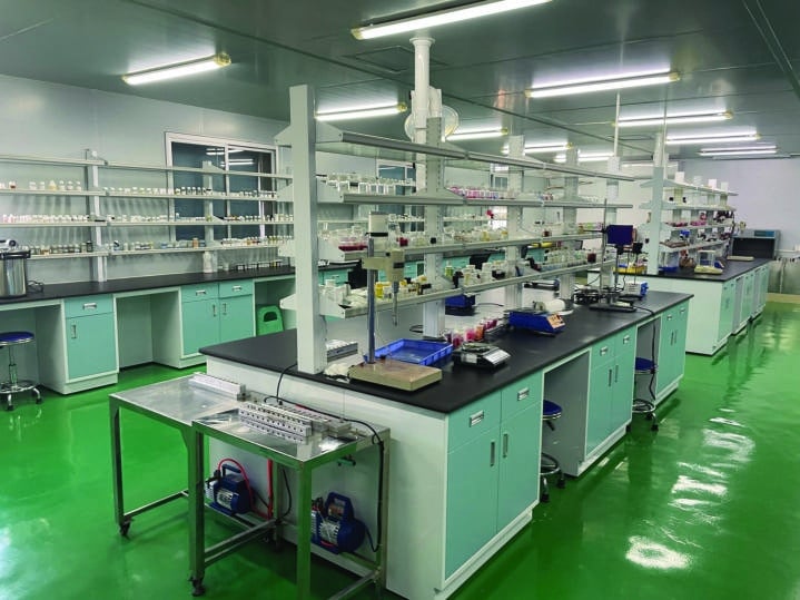 Laboratory benches and sample shelves in Kelly Cosmetics materials